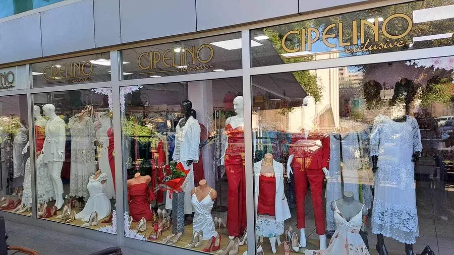 Izlog radnje Cipelino exclusive na Tržnici